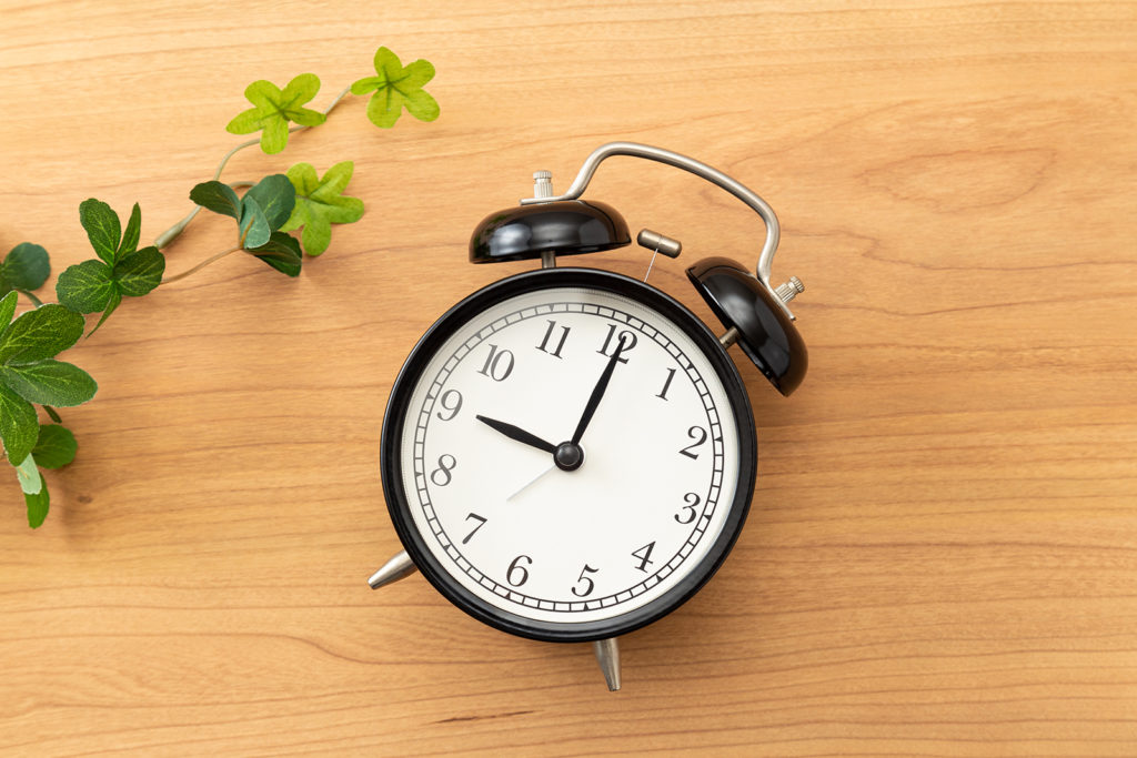 時効　時計 clock